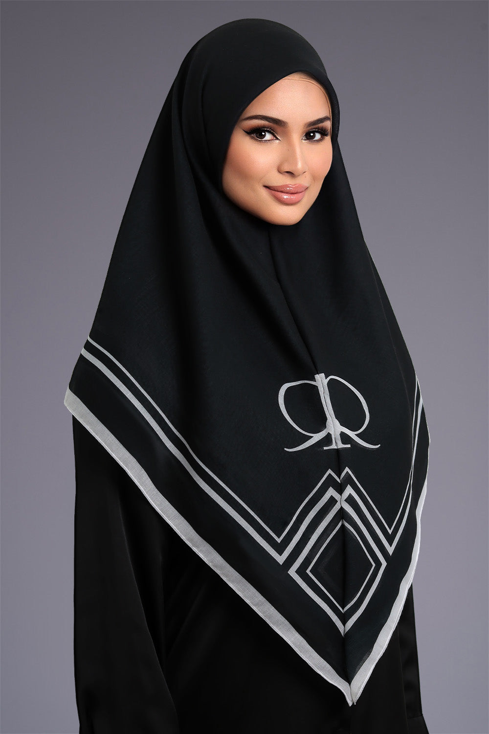 RR Timeless Cotton Scarf in Black